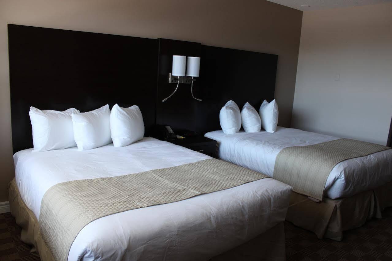 Hotel Days & By Wyndham Downtown